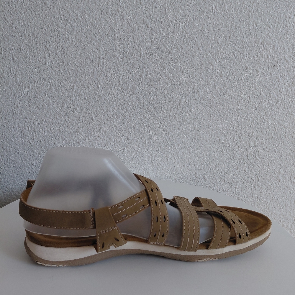Earth Samsin Womens Plus Strappy Faux Suede Flat Sandals - Picture 2 of 15